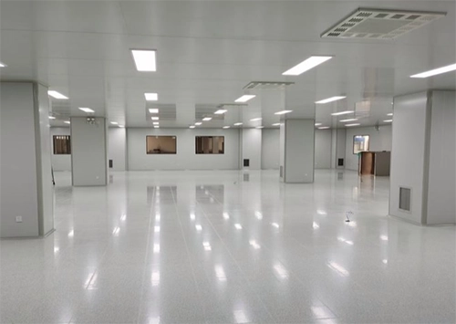 Pharmaceutical cleanroom